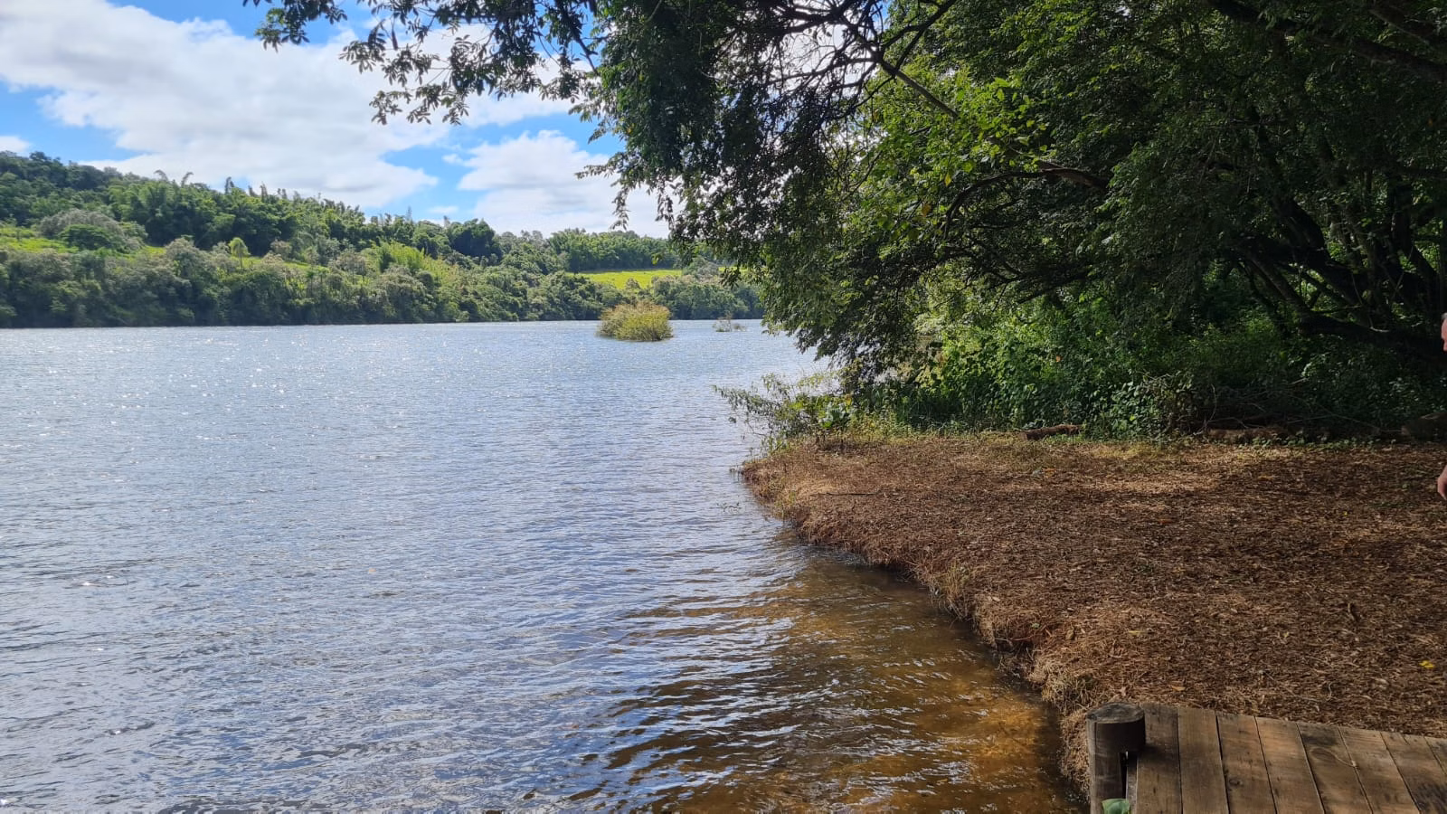 Grundstück zum Verkauf von 992 m² in Piraju, SP