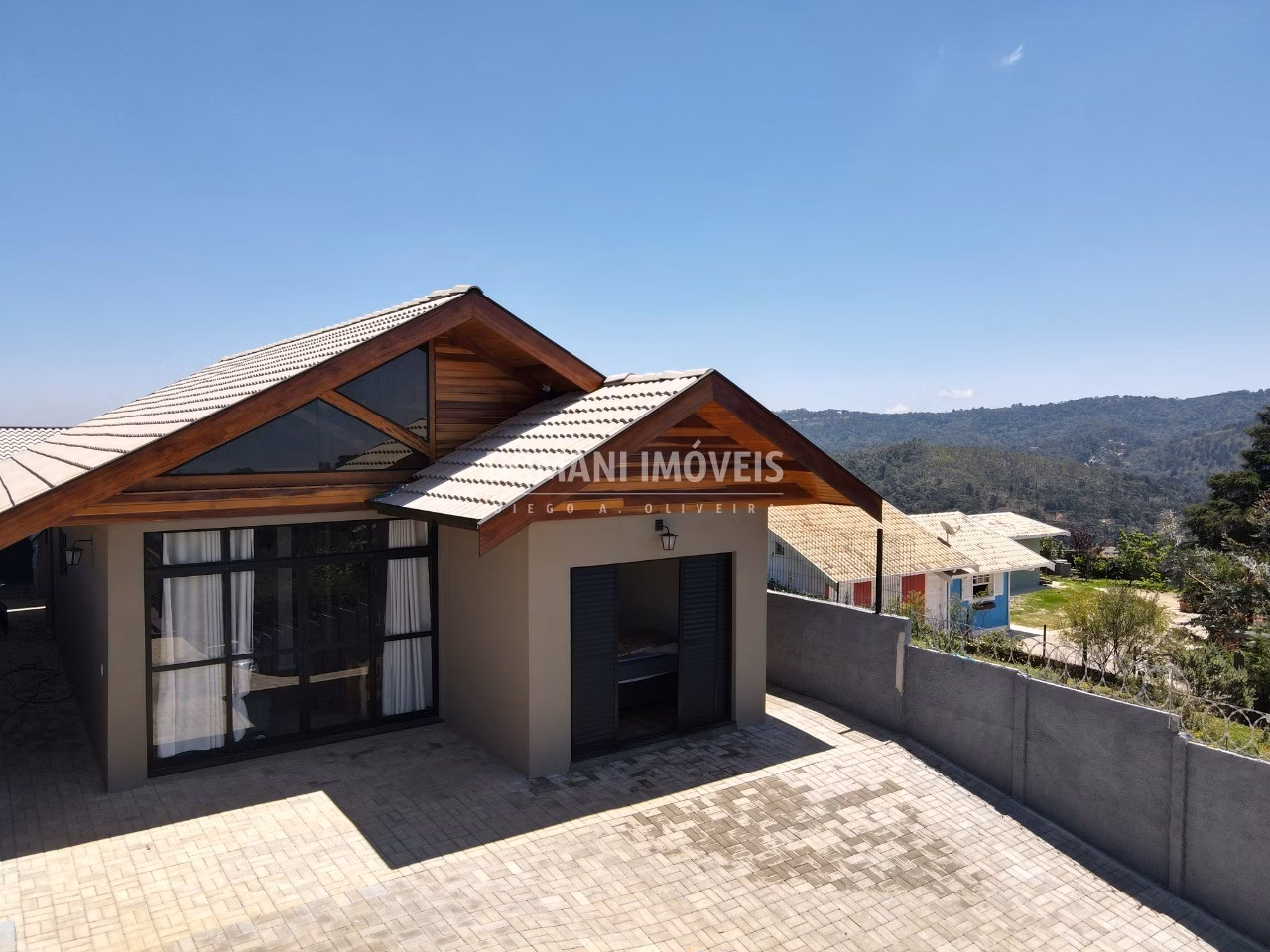 House of 446 m² in Campos do Jordão, SP, Brazil