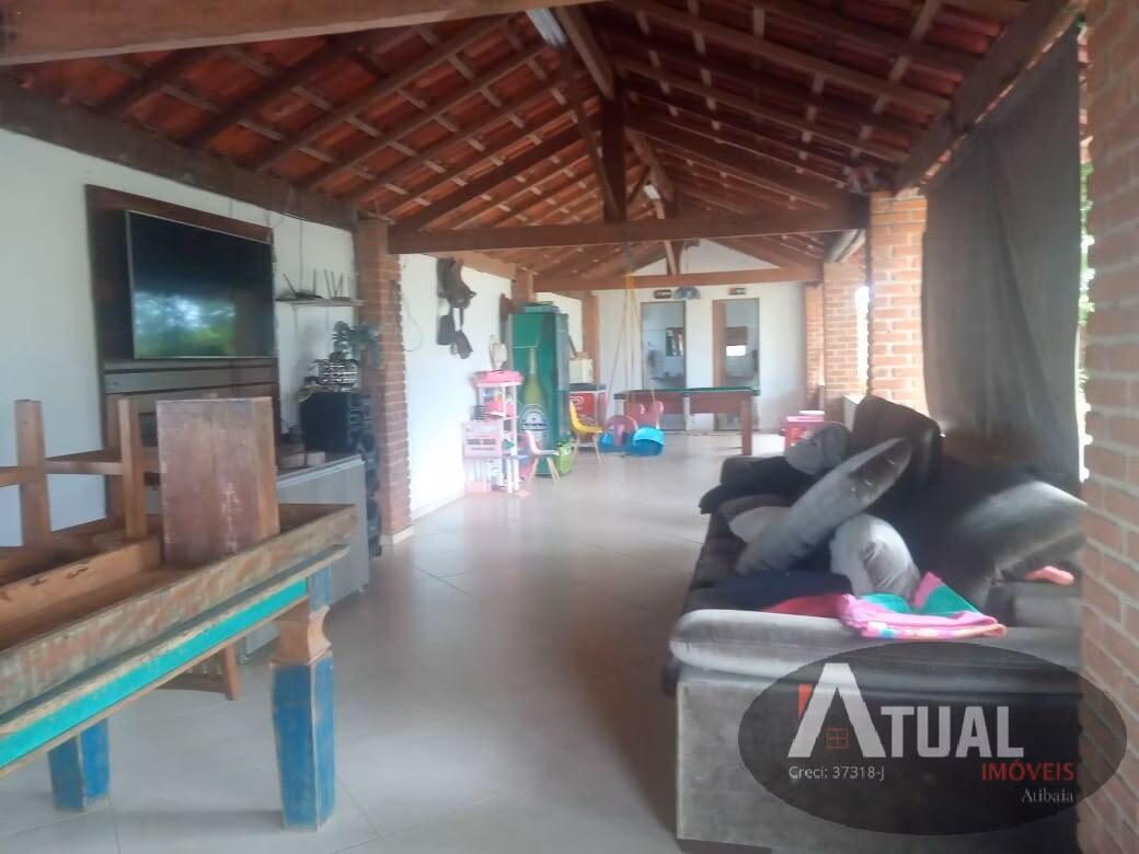 Chácara de 3 ha em Atibaia, SP