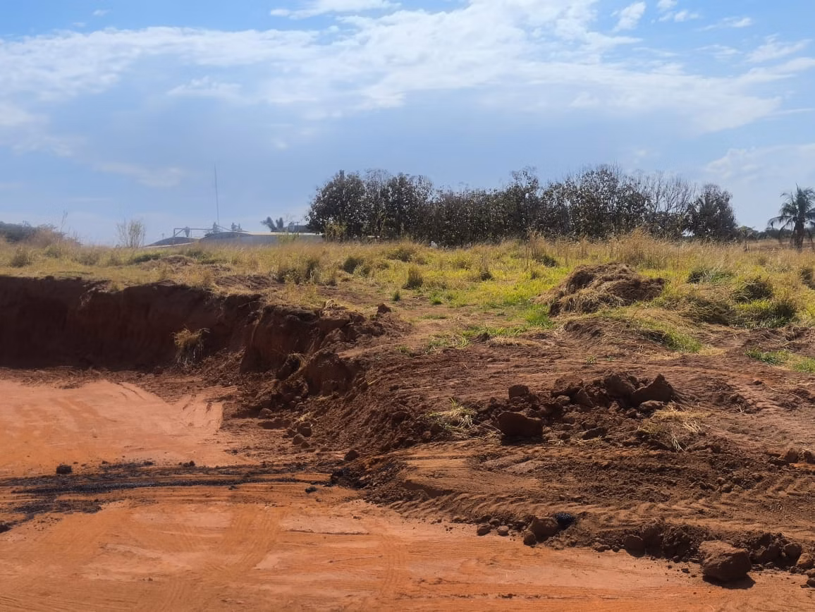 Terreno de 2 ha em Valentim Gentil, SP