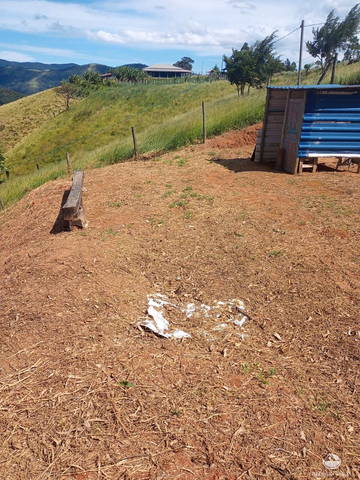 Terreno de 1.300 m² em Monteiro Lobato, SP