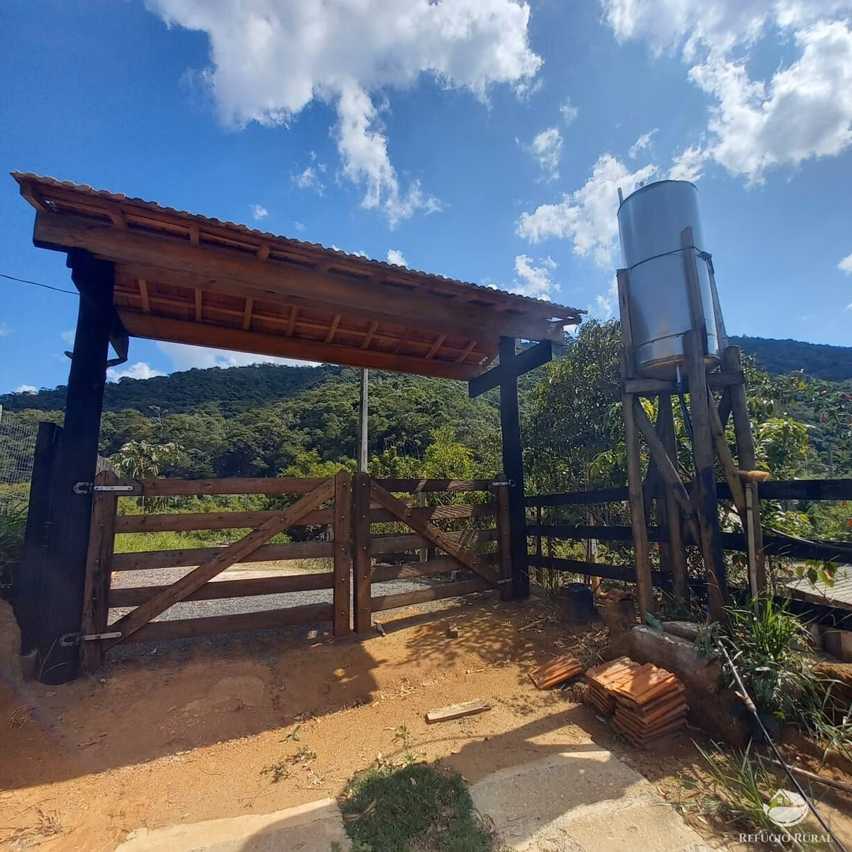 Terreno de 1.300 m² em Monteiro Lobato, SP