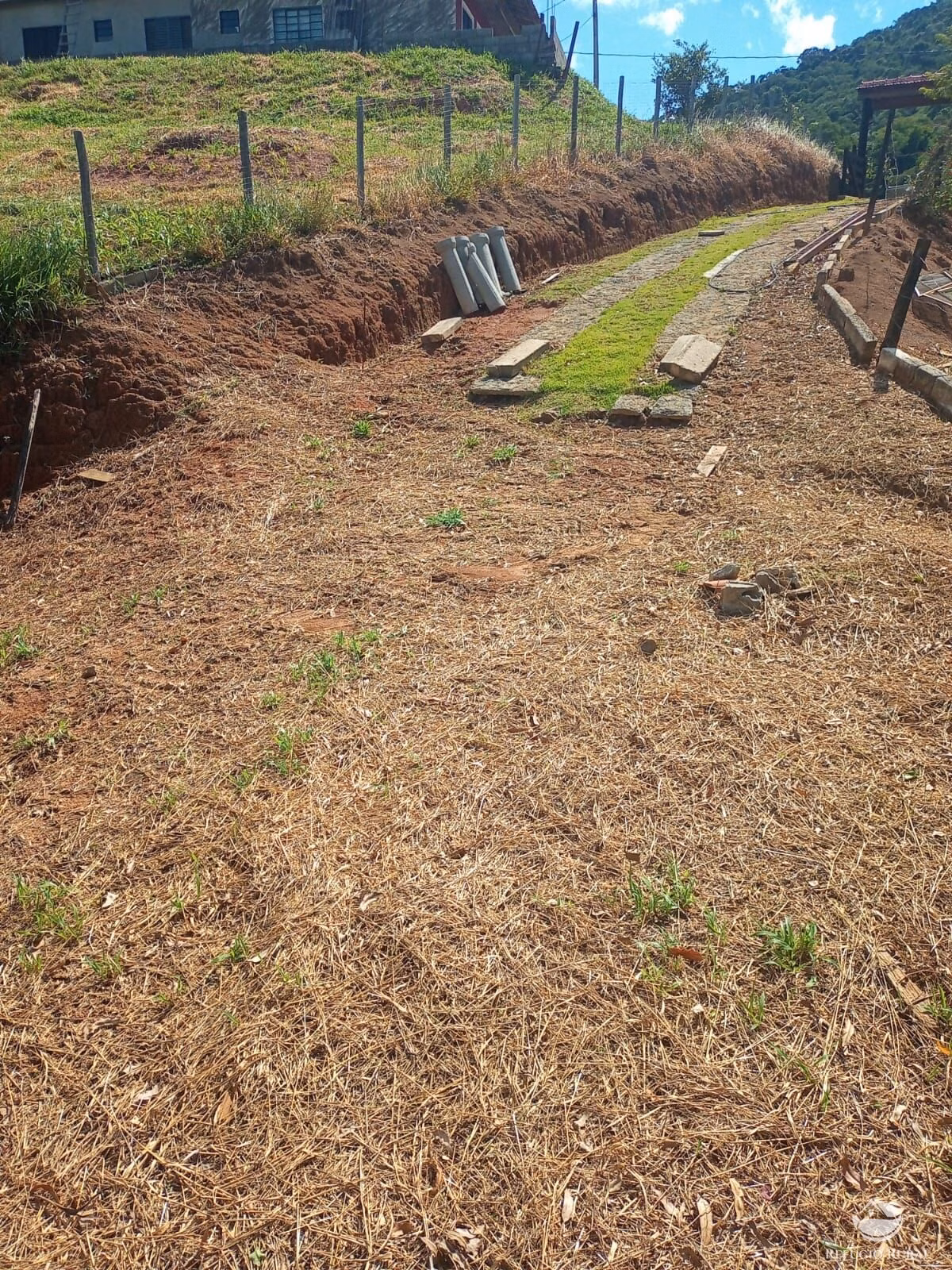Terreno de 1.300 m² em Monteiro Lobato, SP