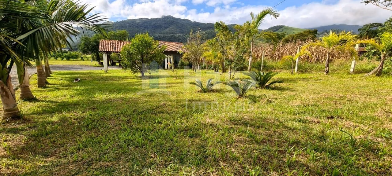 Fazenda de 8.000 m² em Canelinha, SC
