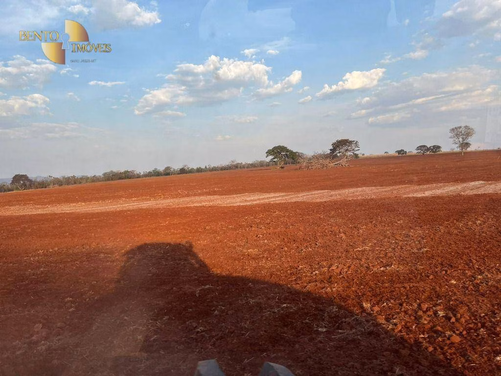 Fazenda de 4.319 ha em Chapada dos Guimarães, MT
