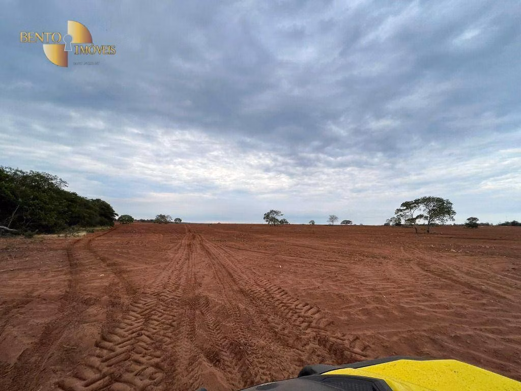 Fazenda de 4.319 ha em Chapada dos Guimarães, MT