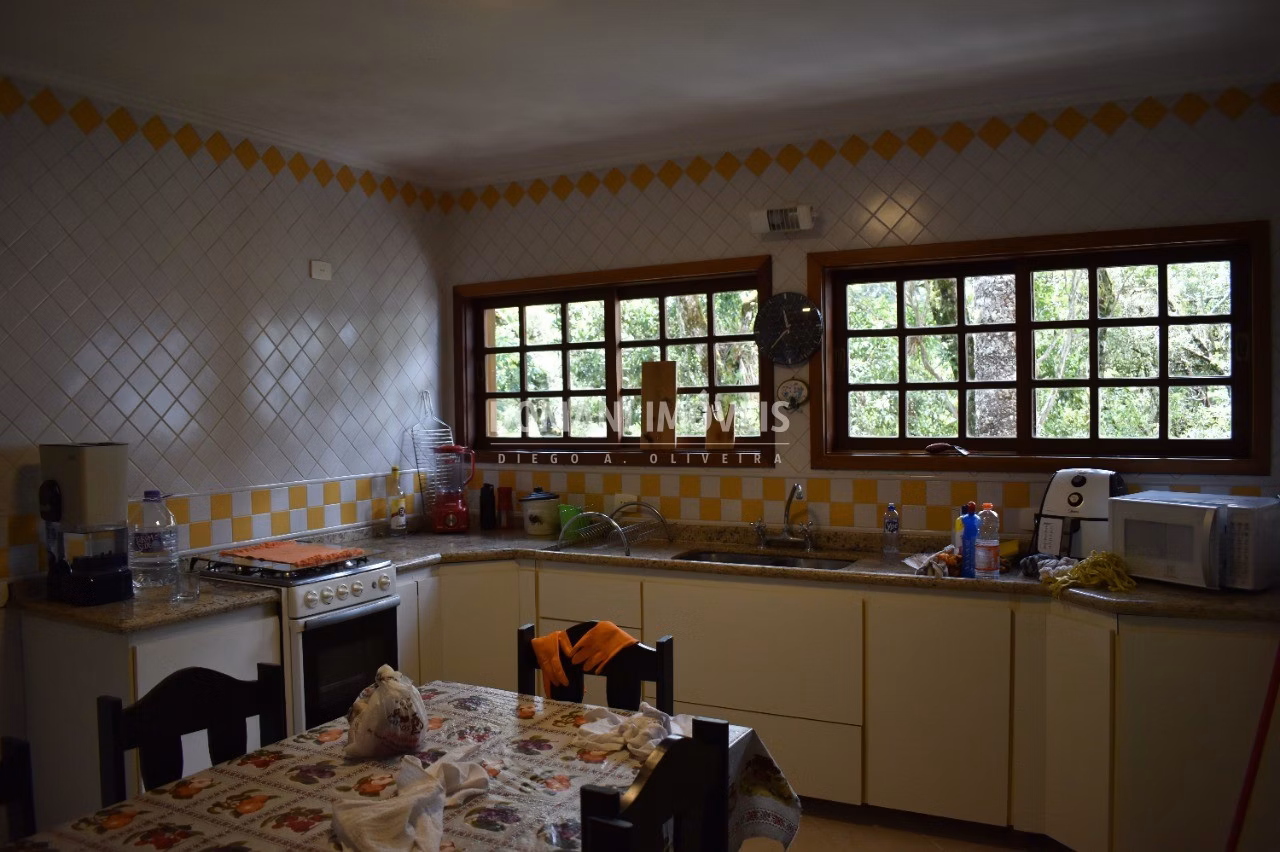 House of 3,180 m² in Campos do Jordão, SP, Brazil
