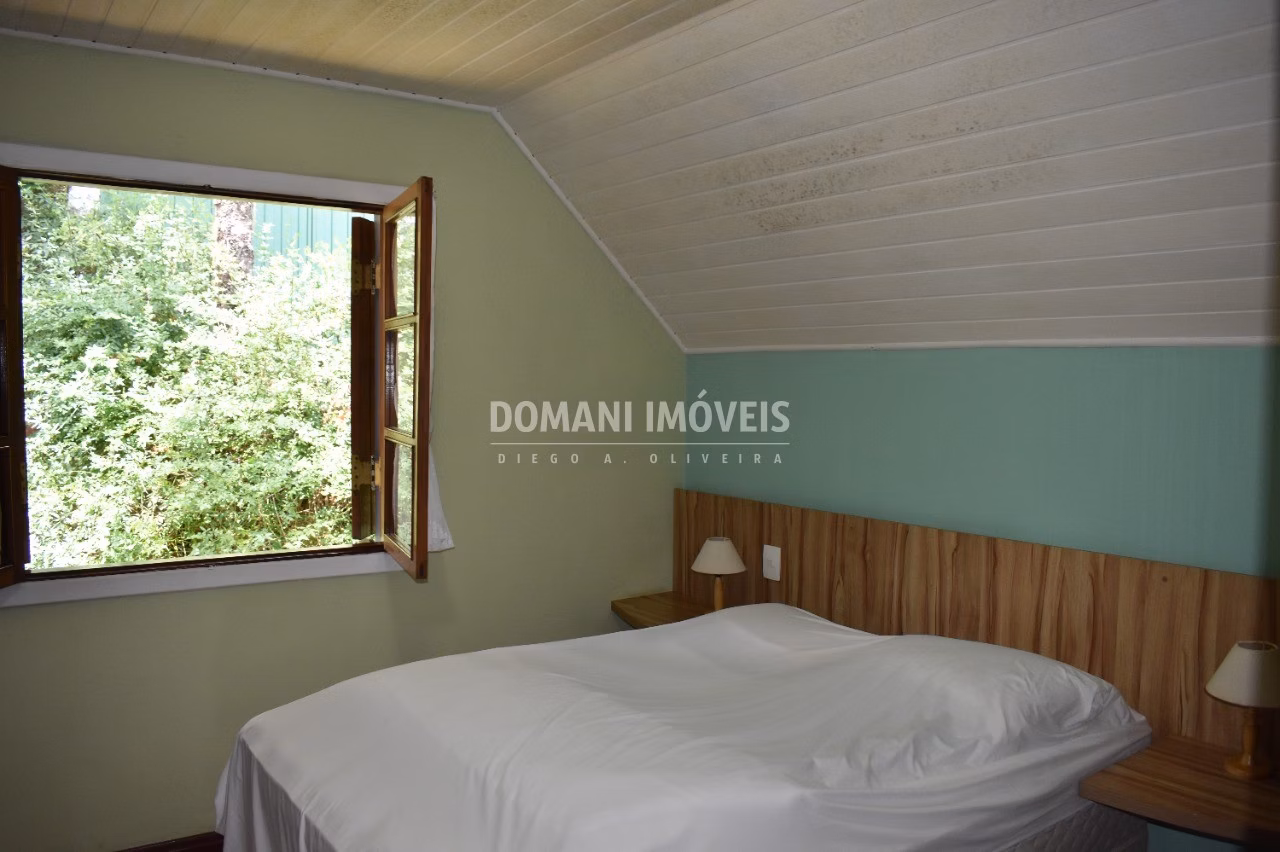 Casa de 3.180 m² em Campos do Jordão, SP
