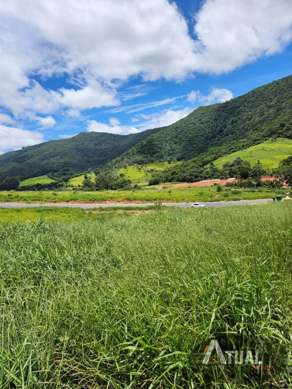 Terreno de 741 m² em Atibaia, SP