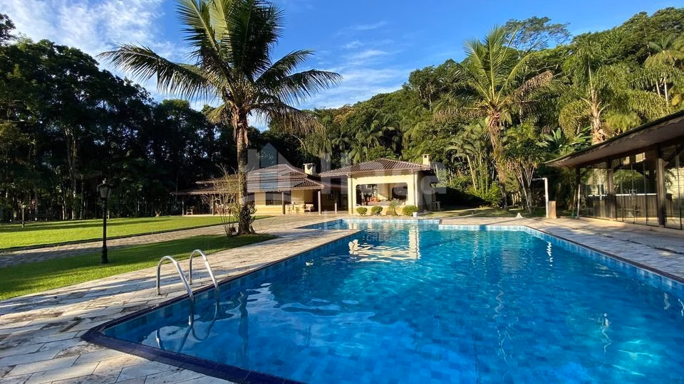 Casa de 2 ha em Guabiruba, SC