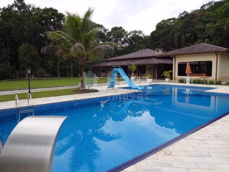 Casa de 2 ha em Guabiruba, SC