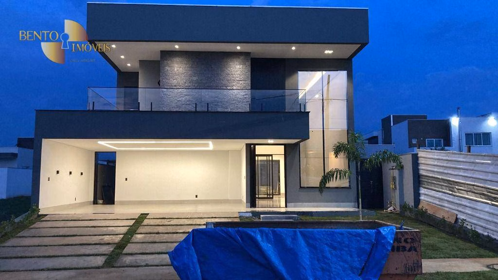 Casa de 383 m² em Várzea Grande, MT
