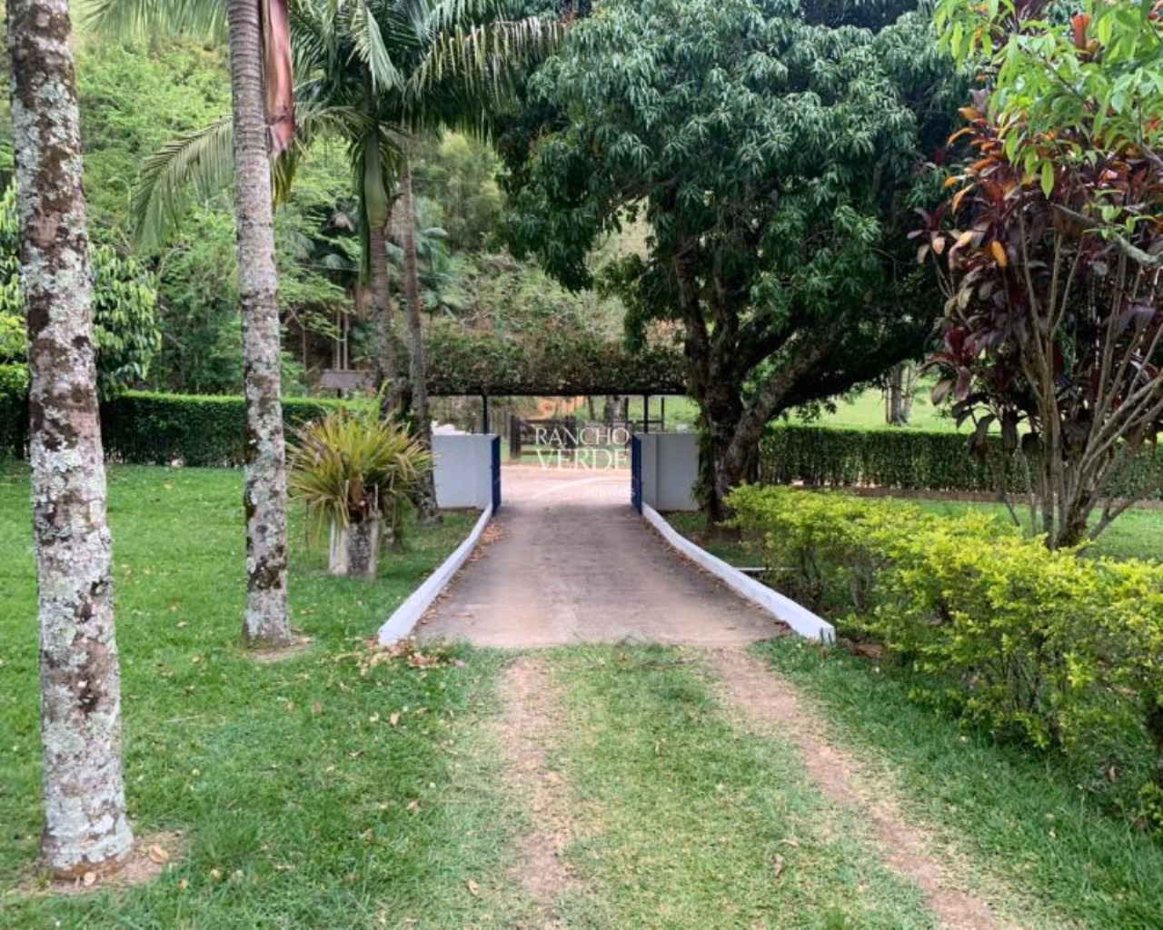 Fazenda de 136 ha em Pindamonhangaba, SP