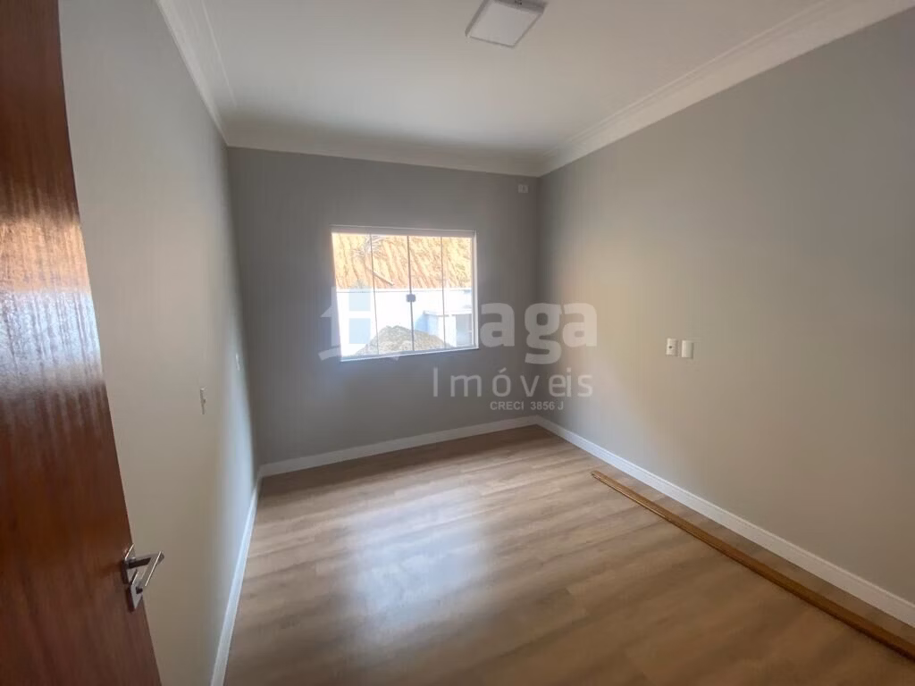Casa de 380 m² em Nova Trento, SC
