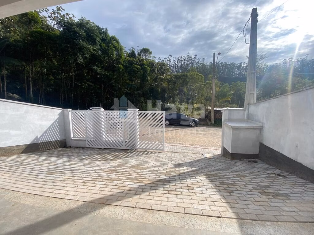 Casa de 380 m² em Nova Trento, SC