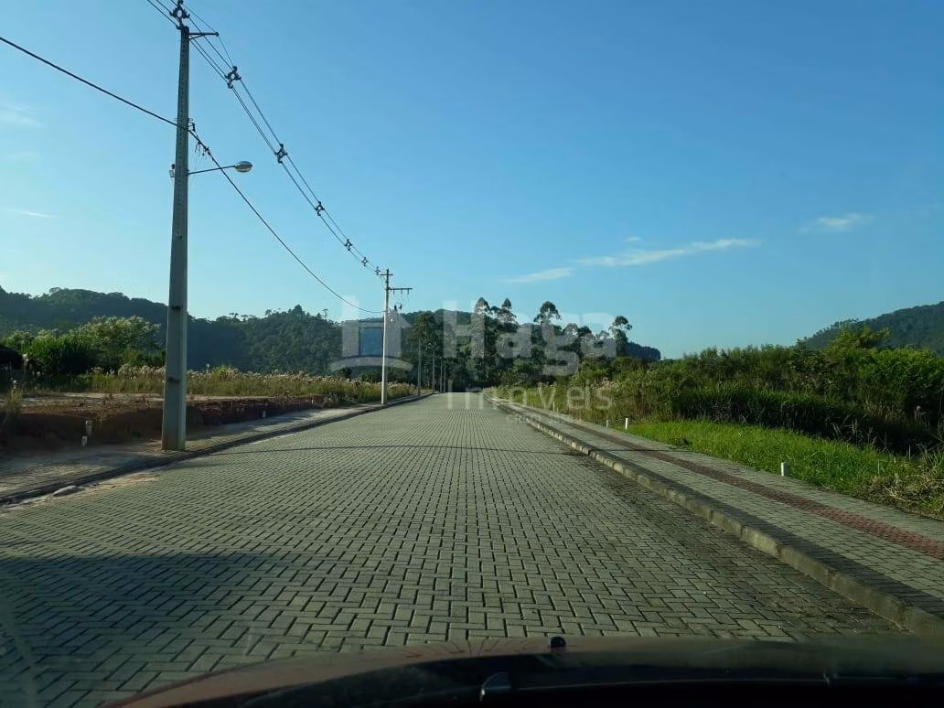 Terreno de 301 m² em Guabiruba, SC
