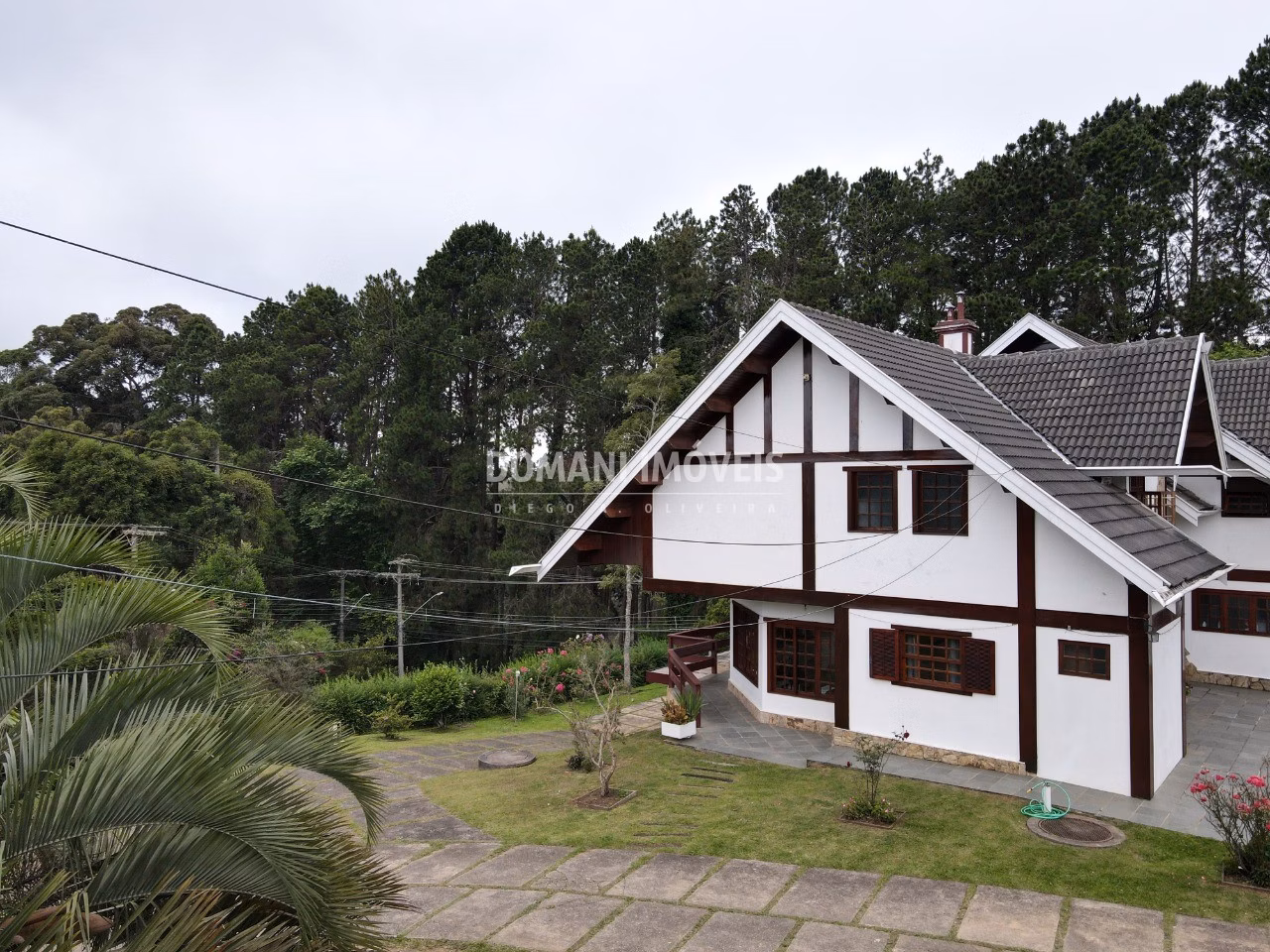 Pousada de 2.580 m² em Campos do Jordão, SP