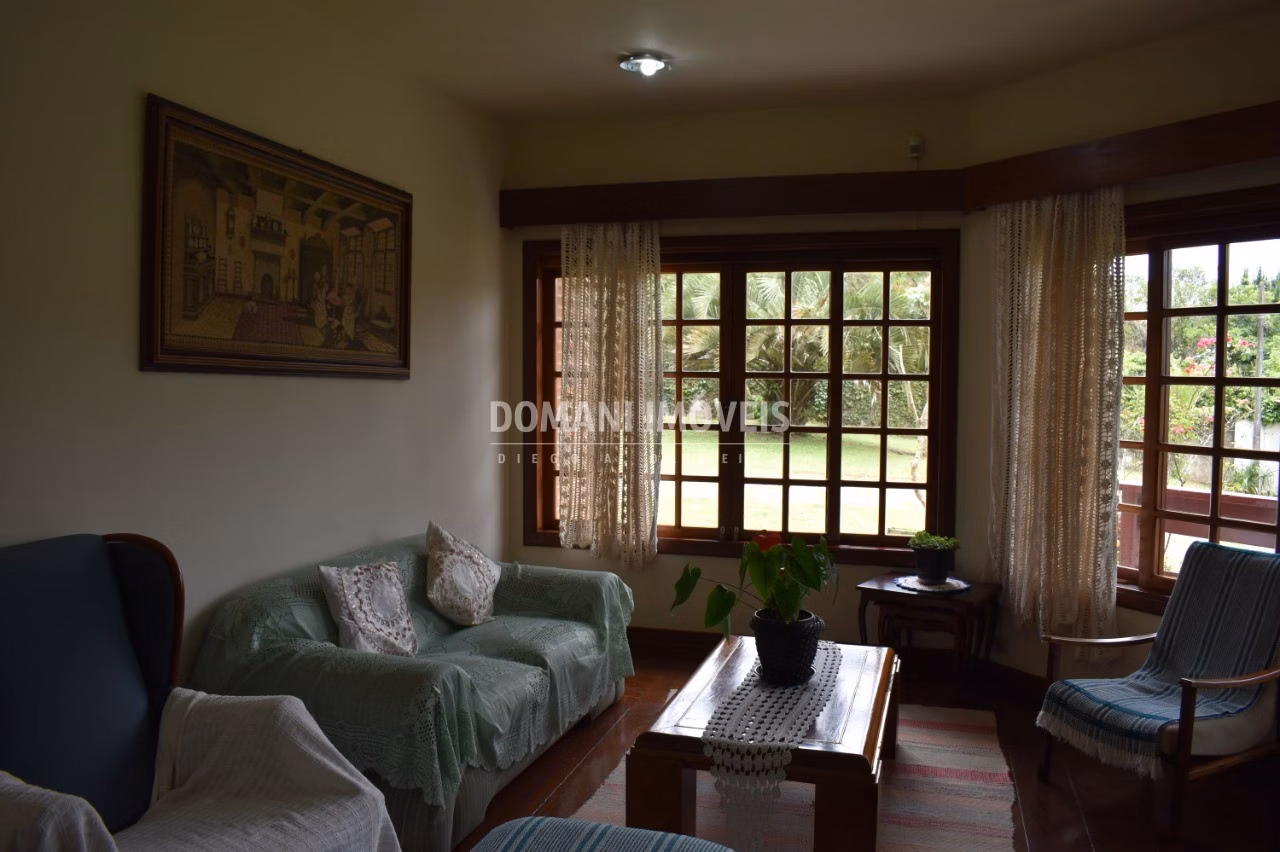 Pousada de 2.580 m² em Campos do Jordão, SP