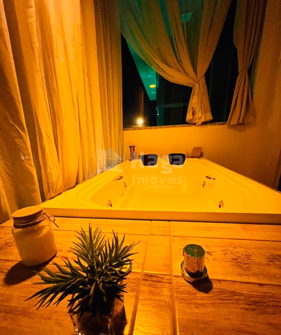 Casa de 700 m² em Brusque, SC