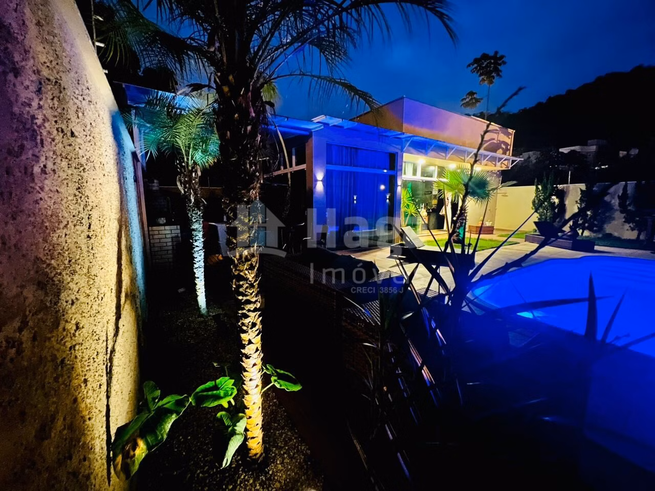Casa de 700 m² em Brusque, SC