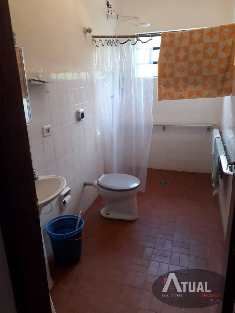 Casa de 960 m² em Mairiporã, SP