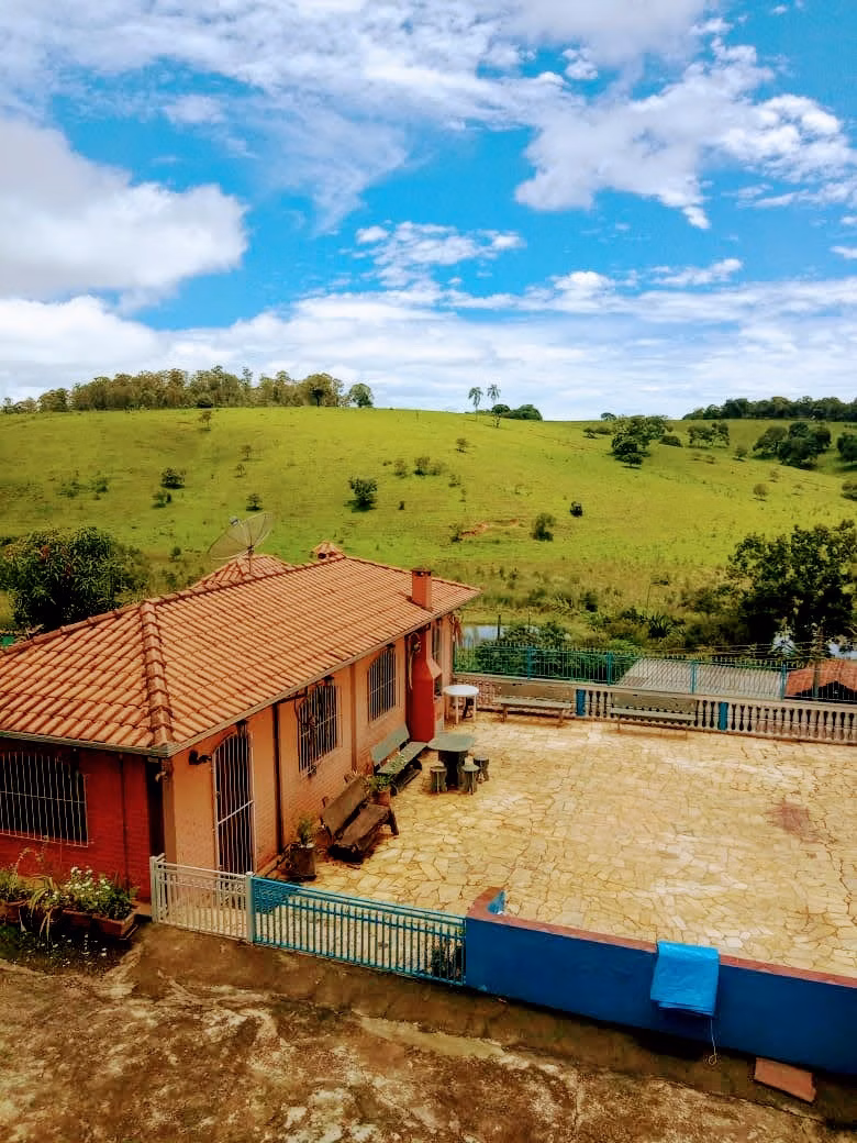 Sítio de 5 ha em Cambuí, MG