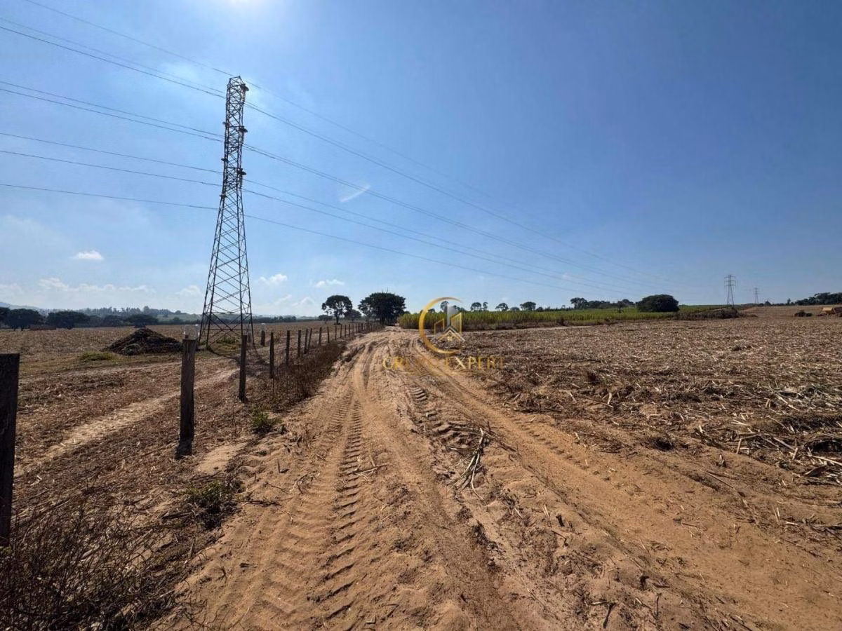 Farm for sale of 1,142 acres in Santa Rita do Passa Quatro, SP, Brazil
