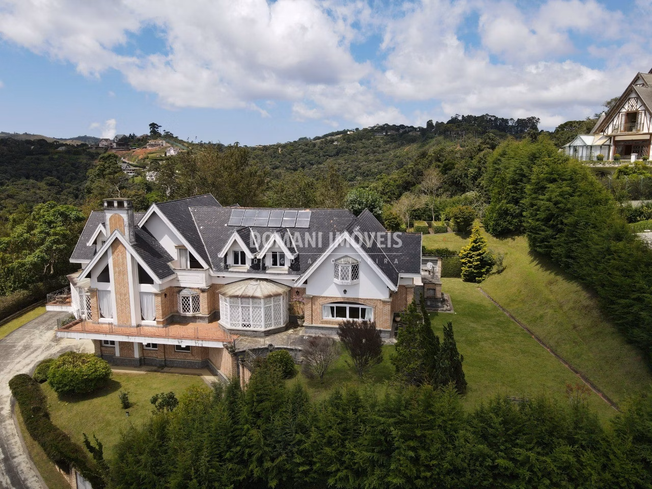 House of 3,370 m² in Campos do Jordão, SP, Brazil