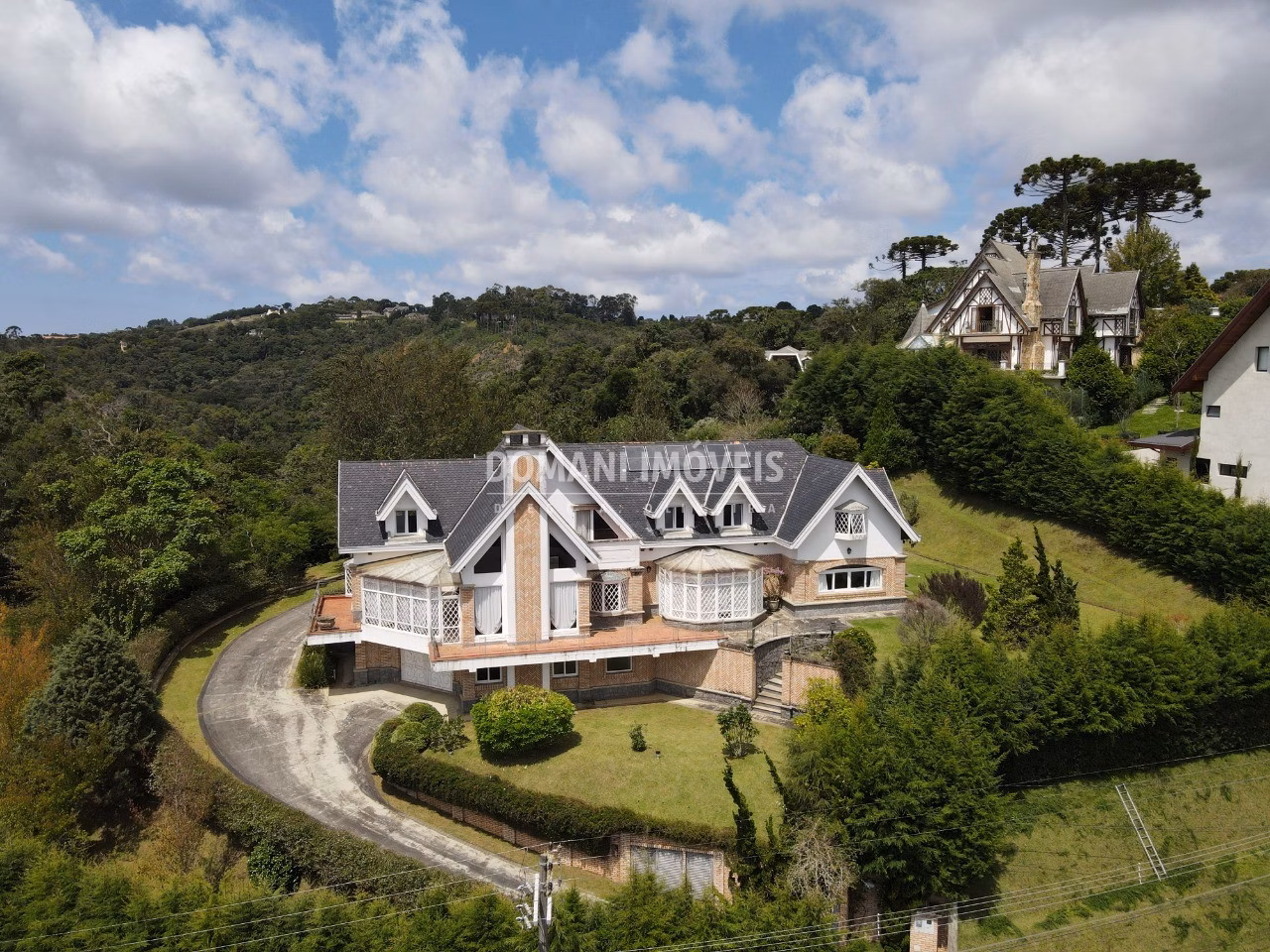 House of 3,370 m² in Campos do Jordão, SP, Brazil