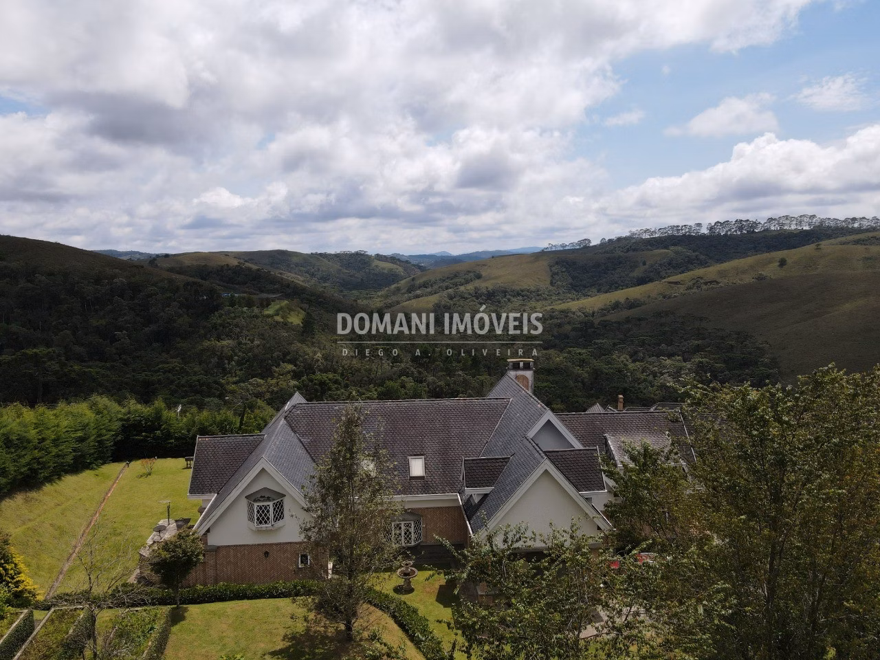 House of 3,370 m² in Campos do Jordão, SP, Brazil