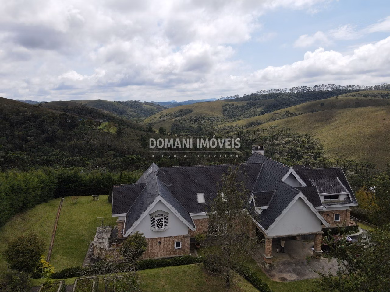 House of 3,370 m² in Campos do Jordão, SP, Brazil