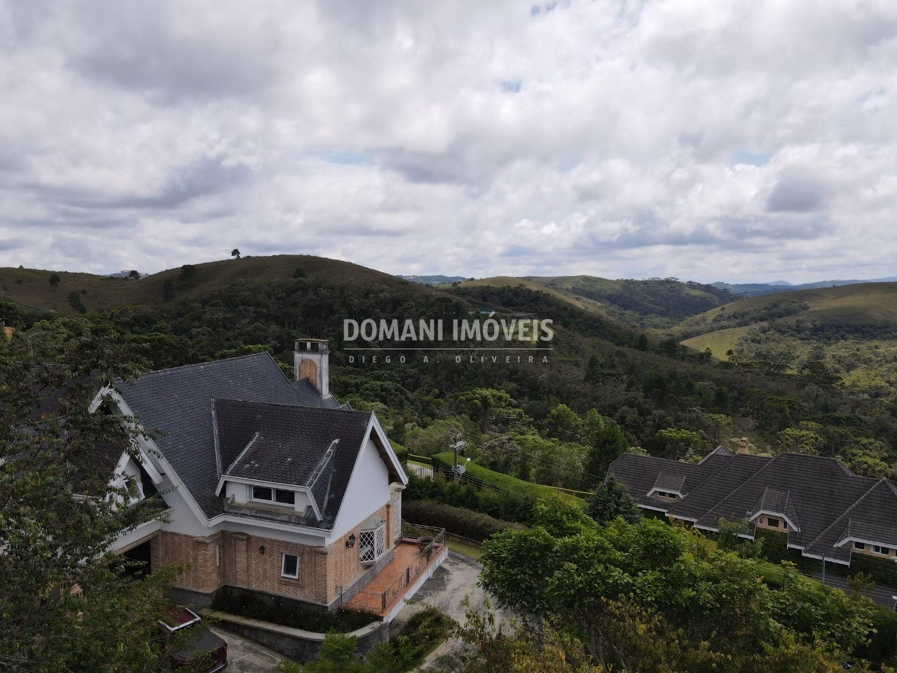 House of 3,370 m² in Campos do Jordão, SP, Brazil
