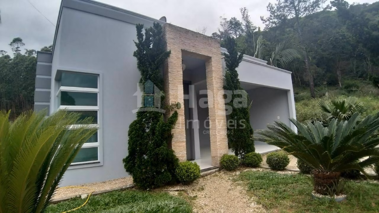 Casa de 367 m² em Guabiruba, SC