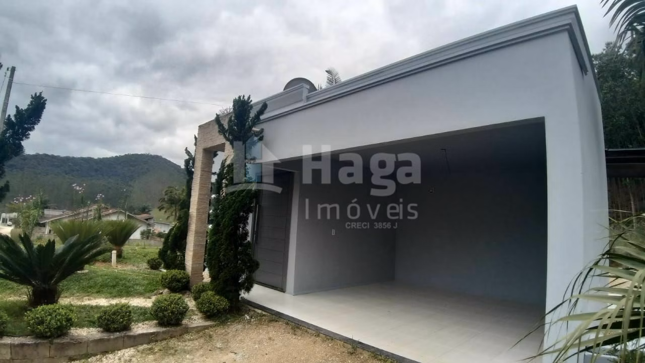 Casa de 367 m² em Guabiruba, SC