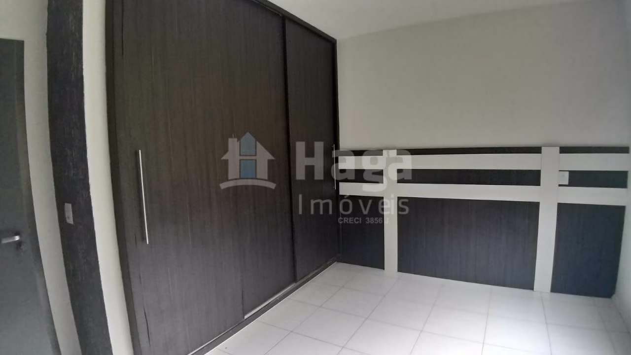 Casa de 367 m² em Guabiruba, SC