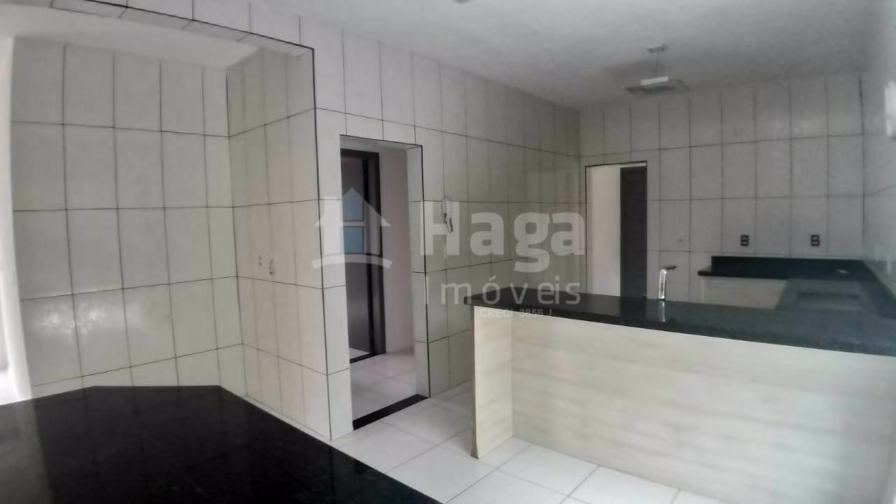 Casa de 367 m² em Guabiruba, SC