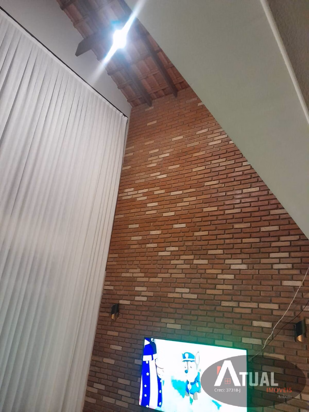Casa de 600 m² em Mairiporã, SP