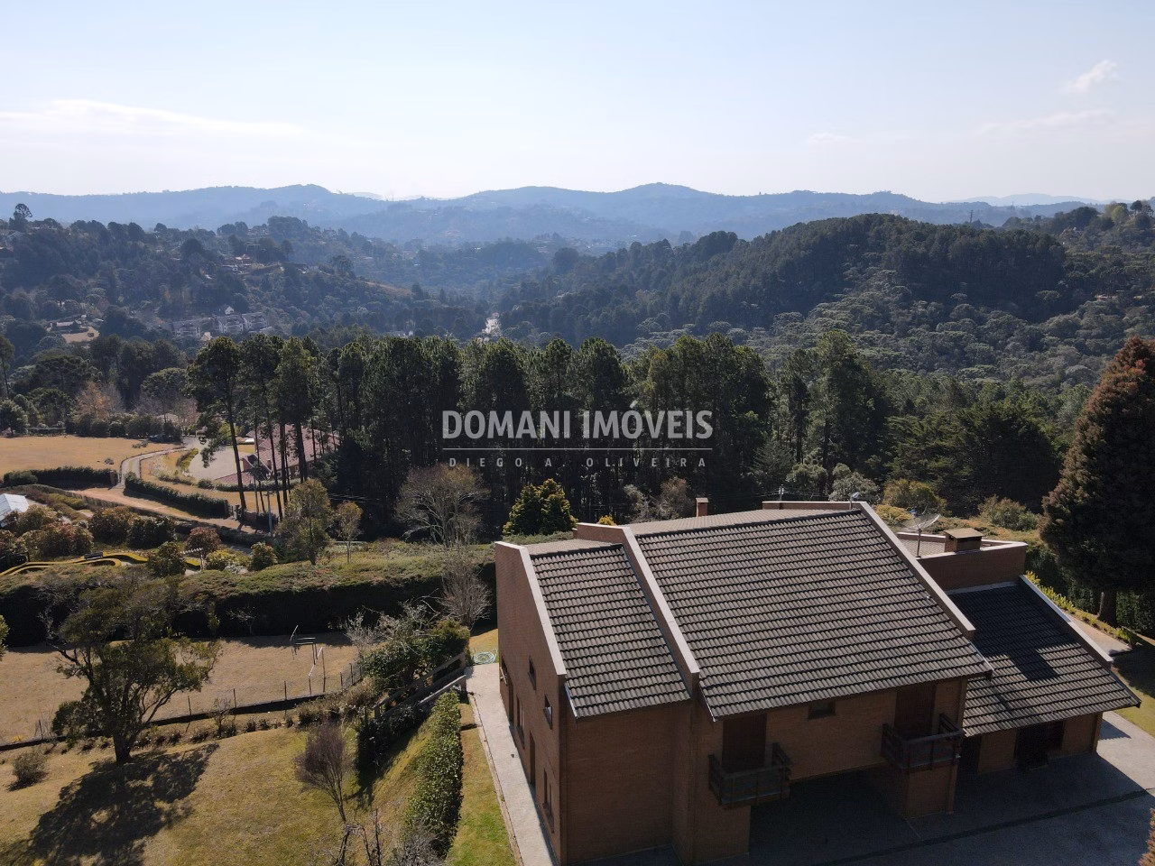 House of 3,380 m² in Campos do Jordão, SP, Brazil