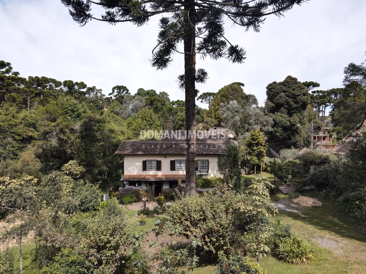 House of 1,950 m² in Campos do Jordão, SP, Brazil