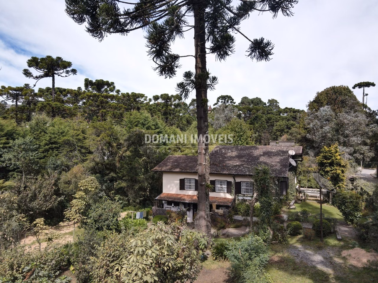 House of 1,950 m² in Campos do Jordão, SP, Brazil