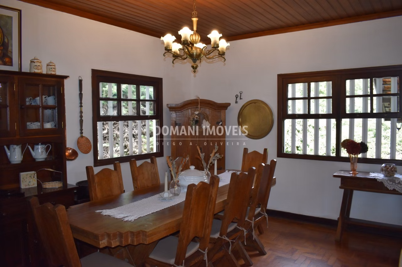 House of 1,950 m² in Campos do Jordão, SP, Brazil