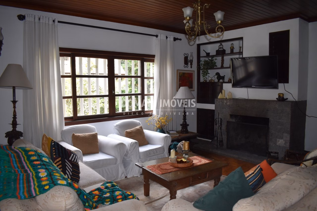 House of 1,950 m² in Campos do Jordão, SP, Brazil