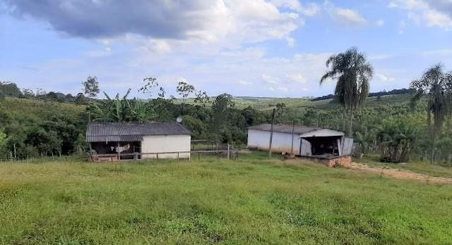 Sítio de 48 ha em Pilar do Sul, SP