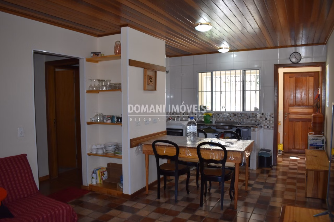 Casa de 940 m² em Campos do Jordão, SP
