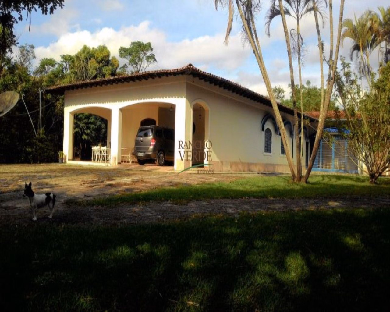 Sítio de 12 ha em Santa Branca, SP