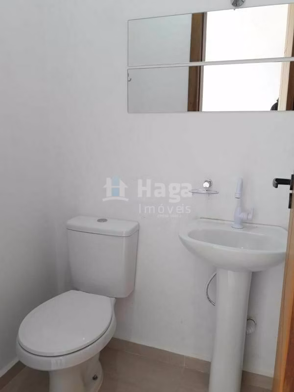 Casa de 80 m² em Brusque, SC