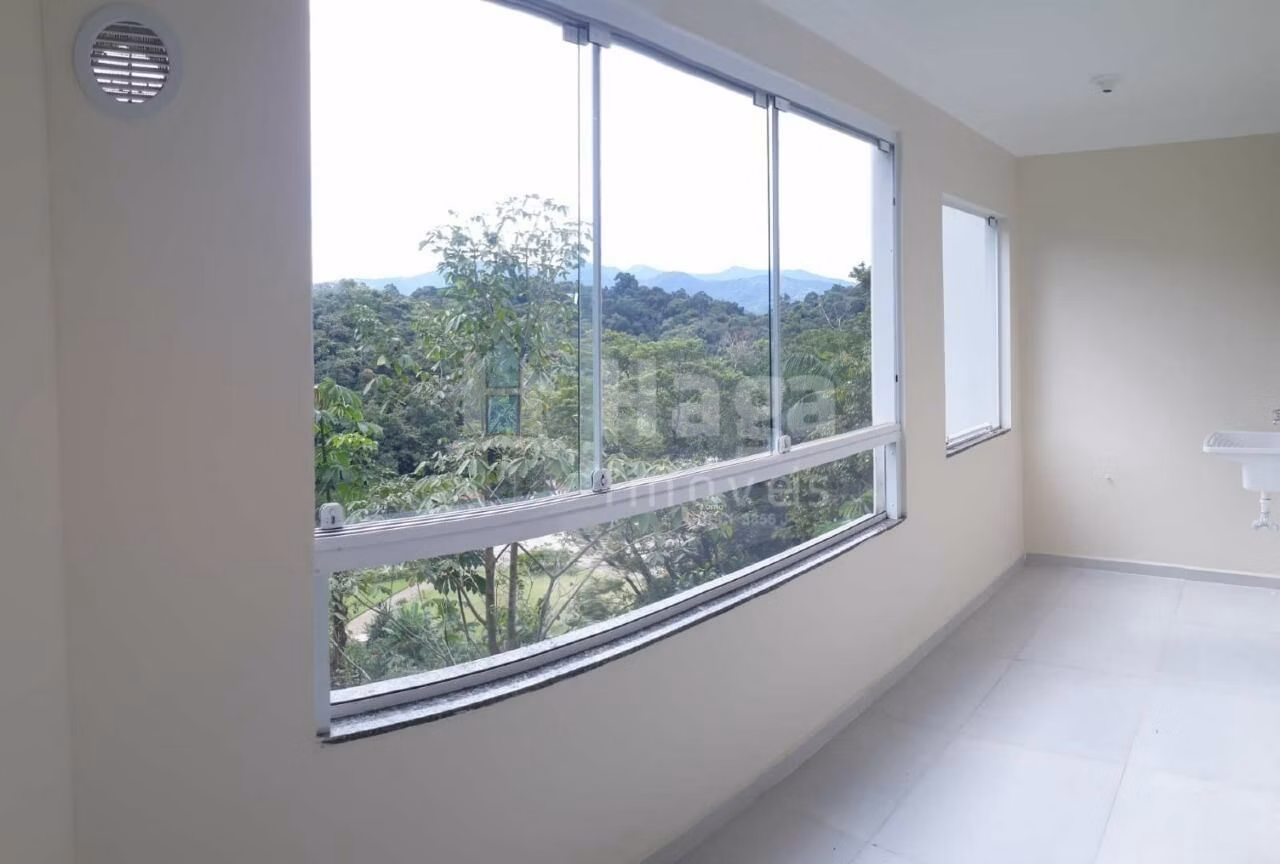 Casa de 80 m² em Brusque, SC