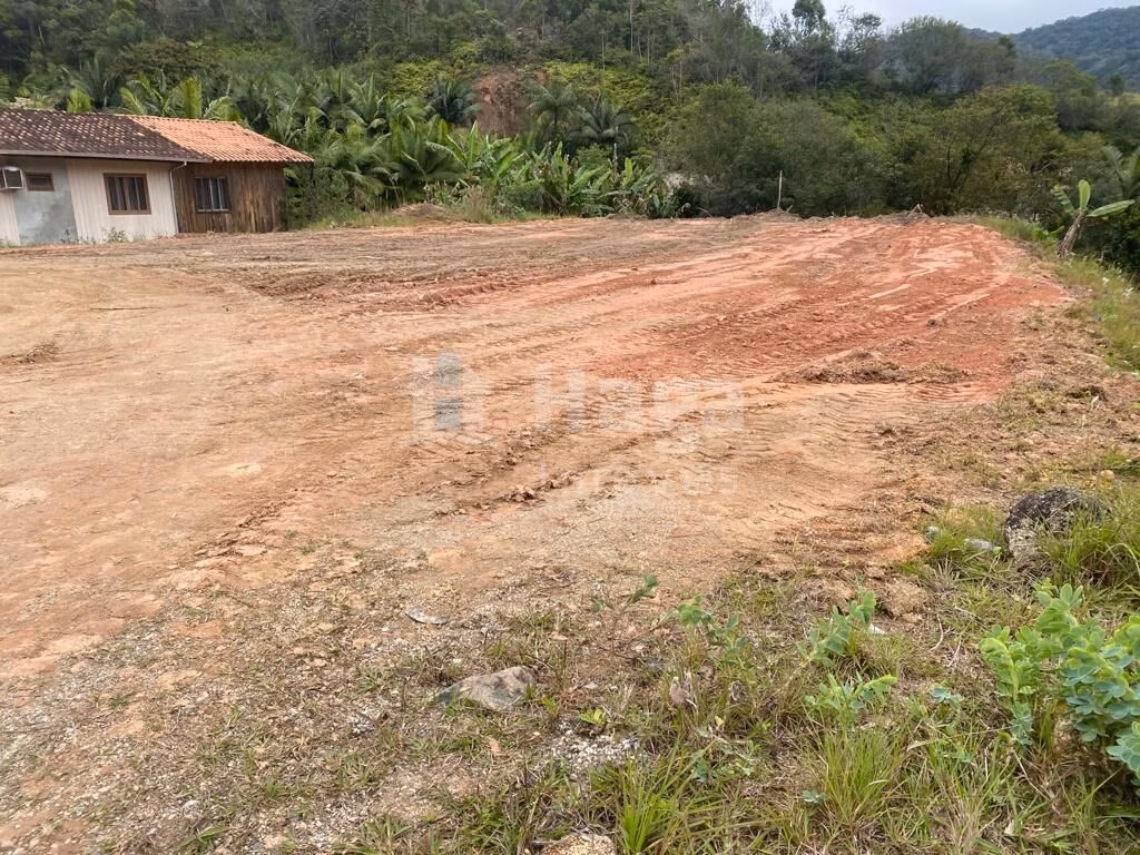 Terreno de 1.500 m² em Nova Trento, SC