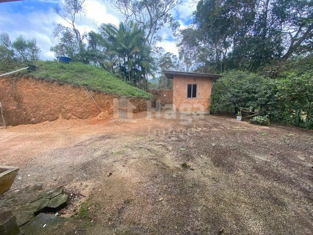 Chácara de 1.500 m² em Nova Trento, SC