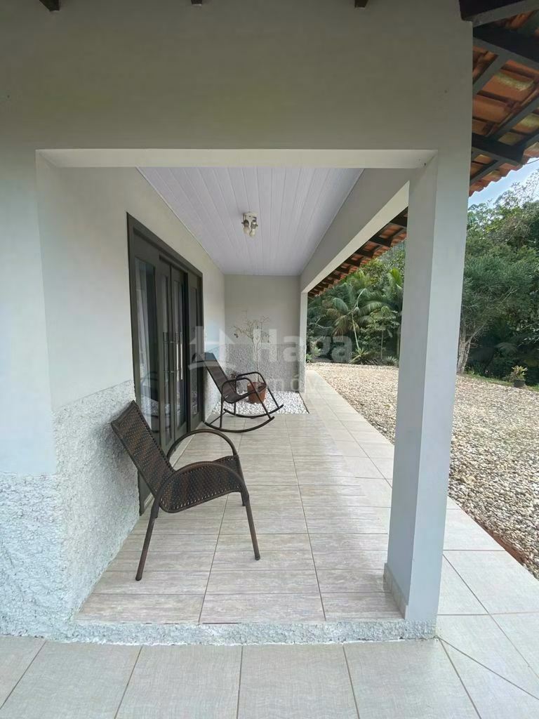 Chácara de 1.500 m² em Nova Trento, SC